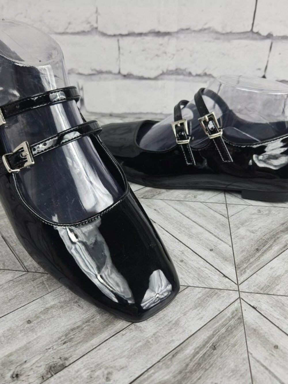 Faux Patent Leather Mary Jane Flats Womens 8.5 Double Buckle Straps Qupid Black